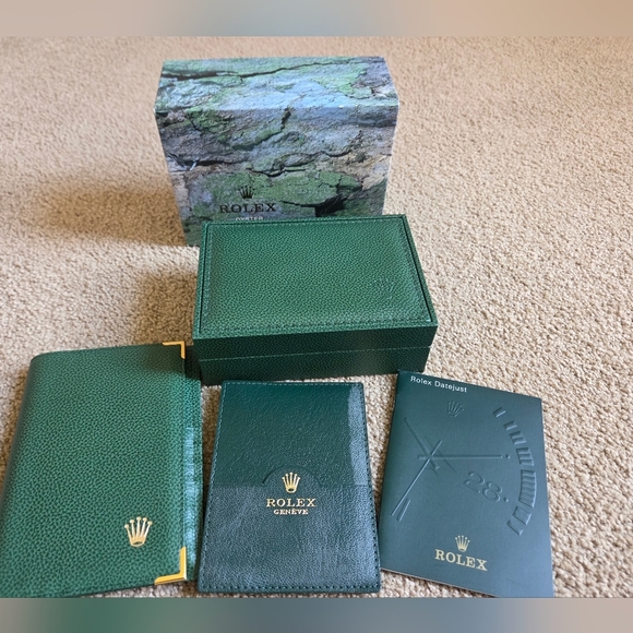 Rolex Oyster Green and Brown Decorative Box - Picture 5 of 11